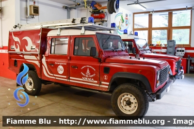 Land Rover Defender 130
Vigili del Fuoco
Unione distrettuale di Fassa
Corpo Volontario di Soraga (TN)
Allestimento Brandschutz
VF G10 TN
Parole chiave: Land-Rover Defender_130 VFG10TN