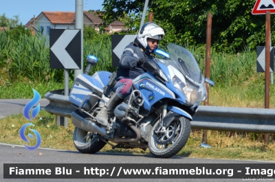 Bmw R1200RT II serie
Polizia di Stato
Polizia Stradale
in scorta al Giro
Adriatica Ionica Race 2021
POLIZIA G2414
Moto 0
Parole chiave: Bmw R1200RT_IIserie POLIZIAG2414 Adriatica_Ionica_Race_2021