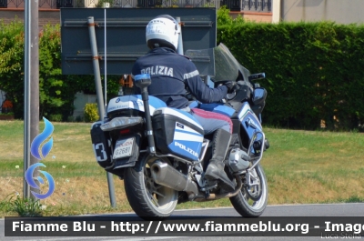 Bmw R1200RT II serie
Polizia di Stato
Polizia Stradale
in scorta al Giro
Adriatica Ionica Race 2021
POLIZIA G2681
Moto 13
Parole chiave: Bmw R1200RT_IIserie POLIZIAG2681 Adriatica_Ionica_Race_2021