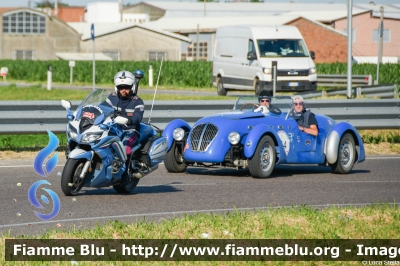 Yamaha FJR 1300 II serie
Polizia di Stato
Polizia Stradale
Allestimento Elevox
POLIZIA G2702
Scorta 1000 Miglia 2024
Parole chiave: Yamaha FJR_1300_IIserie POLIZIAG2702 1000_Miglia_2024