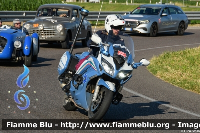 Yamaha FJR 1300 II serie
Polizia di Stato
Polizia Stradale
Allestimento Elevox
POLIZIA G2702
Scorta 1000 Miglia 2024
Parole chiave: Yamaha FJR_1300_IIserie POLIZIAG2702 1000_Miglia_2024