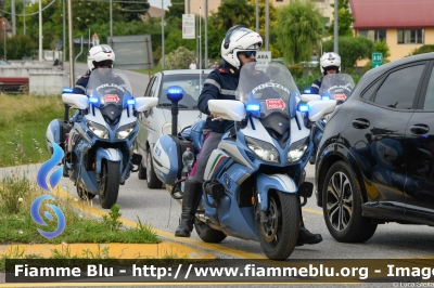 Yamaha FJR 1300 II serie
Polizia di Stato
Polizia Stradale
Allestimento Elevox
POLIZIA G3082
POLIZIA G3106
In scorta alla Mille Miglia 2023
Parole chiave: Yamaha FJR_1300_IIserie POLIZIAG3082 POLIZIAG3106  1000_Miglia_2023