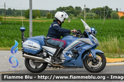 Yamaha FJR 1300 II serie
Polizia di Stato
Polizia Stradale
Allestimento Elevox
POLIZIA G3082
POLIZIA G3106
In scorta alla Mille Miglia 2023
Parole chiave: Yamaha FJR_1300_IIserie POLIZIAG3082 POLIZIAG3106  1000_Miglia_2023