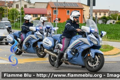 Yamaha FJR 1300 II serie
Polizia di Stato
Polizia Stradale
Allestimento Elevox
POLIZIA G3082
POLIZIA G3106
In scorta alla Mille Miglia 2023
Parole chiave: Yamaha FJR_1300_IIserie POLIZIAG3082 POLIZIAG3106  1000_Miglia_2023