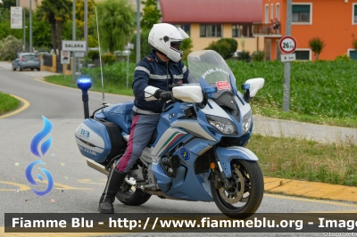 Yamaha FJR 1300 II serie
Polizia di Stato
Polizia Stradale
Allestimento Elevox
POLIZIA G3087
In scorta alla Mille Miglia 2023
Parole chiave: Yamaha FJR_1300_IIserie POLIZIAG3087  1000_Miglia_2023