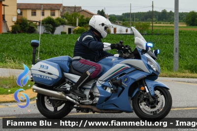 Yamaha FJR 1300 II serie
Polizia di Stato
Polizia Stradale
Allestimento Elevox
POLIZIA G3087
In scorta alla Mille Miglia 2023
Parole chiave: Yamaha FJR_1300_IIserie POLIZIAG3087  1000_Miglia_2023