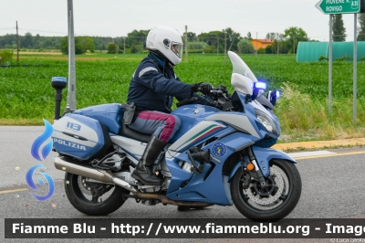 Yamaha FJR 1300 II serie
Polizia di Stato
Polizia Stradale
Allestimento Elevox
POLIZIA G3088
POLIZIA G3159
In scorta alla Mille Miglia 2023
Parole chiave: Yamaha FJR_1300_IIserie POLIZIAG3088 POLIZIAG3159  1000_Miglia_2023