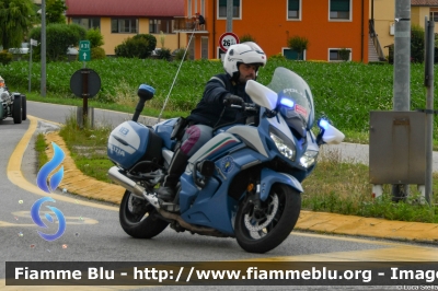 Yamaha FJR 1300 II serie
Polizia di Stato
Polizia Stradale
Allestimento Elevox
POLIZIA G3094
In scorta alla Mille Miglia 2023
Parole chiave: Yamaha FJR_1300_IIserie POLIZIAG3094  1000_Miglia_2023