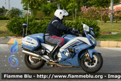 Yamaha FJR 1300 II serie
Polizia di Stato
Polizia Stradale
Allestimento Elevox
POLIZIA G3097
In scorta alla Mille Miglia 2022
Parole chiave: Yamaha FJR_1300_Iserie POLIZIAG3097 1000_Miglia_2022