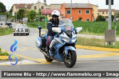 Yamaha FJR 1300 II serie
Polizia di Stato
Polizia Stradale
Allestimento Elevox
POLIZIA G3097
In scorta alla Mille Miglia 2023
Parole chiave: Yamaha FJR_1300_IIserie POLIZIAG3097  1000_Miglia_2023