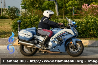 Yamaha FJR 1300 II serie
Polizia di Stato
Polizia Stradale
Allestimento Elevox
POLIZIA G3098
In scorta alla Mille Miglia 2022
Parole chiave: Yamaha FJR_1300_IIserie POLIZIAG3098 1000_Miglia_2022