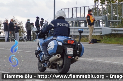 Yamaha FJR 1300 II serie
Polizia di Stato
Polizia Stradale
Allestimento Elevox
POLIZIA G3099
in scorta al Giro d'Italia 2020
Parole chiave: Yamaha FJR_1300_IIserie POLIZIAG3099 Giro_D_Italia_2020