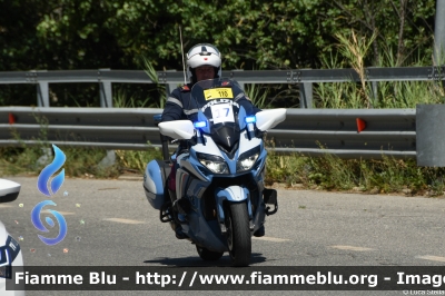 Yamaha FJR 1300 II serie
Polizia di Stato
Polizia Stradale
Allestimento Elevox
in scorta al Tour de France 2024
Moto 17
POLIZIA G3101
Parole chiave: Yamaha FJR_1300_IIserie Tour_DE_France_2024 POLIZIAG3101