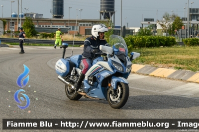 Yamaha FJR 1300 II serie
Polizia di Stato
Polizia Stradale
Allestimento Elevox
POLIZIA G3101
In scorta alla Mille Miglia 2022
Parole chiave: Yamaha FJR_1300_IIserie POLIZIAG3101 POLIZIAG3091 POLIZIAG3095 1000_Miglia_2022