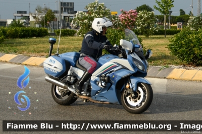 Yamaha FJR 1300 II serie
Polizia di Stato
Polizia Stradale
Allestimento Elevox
POLIZIA G3101
In scorta alla Mille Miglia 2022
Parole chiave: Yamaha FJR_1300_IIserie POLIZIAG3101 POLIZIAG3091 POLIZIAG3095 1000_Miglia_2022