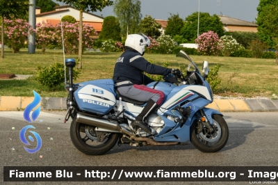 Yamaha FJR 1300 II serie
Polizia di Stato
Polizia Stradale
Allestimento Elevox
POLIZIA G3101
In scorta alla Mille Miglia 2022
Parole chiave: Yamaha FJR_1300_IIserie POLIZIAG3101 POLIZIAG3091 POLIZIAG3095 1000_Miglia_2022