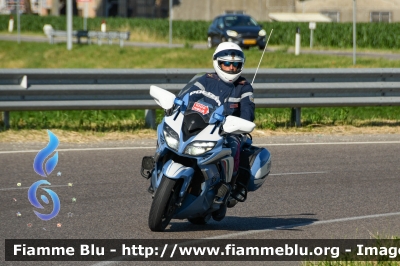 Yamaha FJR 1300 II serie
Polizia di Stato
Polizia Stradale
Allestimento Elevox
POLIZIA G3105
Scorta 1000 Miglia 2024
Parole chiave: Yamaha FJR_1300_IIserie POLIZIAG3105 POLIZIAG3106 1000_Miglia_2023