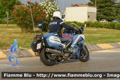 Yamaha FJR 1300 II serie
Polizia di Stato
Polizia Stradale
Allestimento Elevox
POLIZIA G3107
In scorta alla Mille Miglia 2022
Parole chiave: Yamaha FJR_1300_IIserie POLIZIAG3107 POLIZIAG3162 1000_Miglia_2022