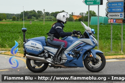 Yamaha FJR 1300 II serie
Polizia di Stato
Polizia Stradale
Allestimento Elevox
POLIZIA G3110
In scorta alla Mille Miglia 2023
Parole chiave: Yamaha FJR_1300_IIserie POLIZIAG3110 1000_Miglia_2023