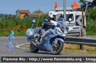 Yamaha FJR 1300 II serie
Polizia di Stato
Polizia Stradale
in scorta al Giro
Adriatica Ionica Race 2021
POLIZIA G3114
Parole chiave: Yamaha FJR_1300_IIserie