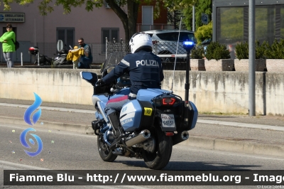 Yamaha FJR 1300 II serie
Polizia di Stato
Polizia Stradale
Allestimento Elevox
In scorta al
Giro della Romagna
Moto 10
POLIZIA G3131
Parole chiave: Yamaha FJR_1300_IIserie POLIZIAG3131