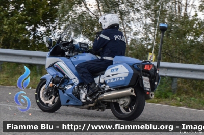 Yamaha FJR 1300 II serie
Polizia di Stato
Polizia Stradale
Allestimento Elevox
POLIZIA G3132
in scorta al Giro d'Italia 2020
Parole chiave: Yamaha FJR_1300_IIserie POLIZIAG3132 Giro_D_Italia_2020