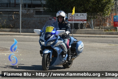 Yamaha FJR 1300 II serie
Polizia di Stato
Polizia Stradale
Allestimento Elevox
In scorta al
Giro della Romagna
Moto Gialla
POLIZIA G3134
Parole chiave: Yamaha FJR_1300_IIserie POLIZIAG3134