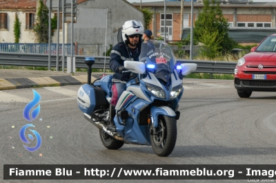 Yamaha FJR 1300 II serie
Polizia di Stato
Polizia Stradale
Allestimento Elevox
POLIZIA G3152
In scorta alla Mille Miglia 2022
Parole chiave: Yamaha FJR_1300_IIserie POLIZIAG3152 1000_Miglia_2022