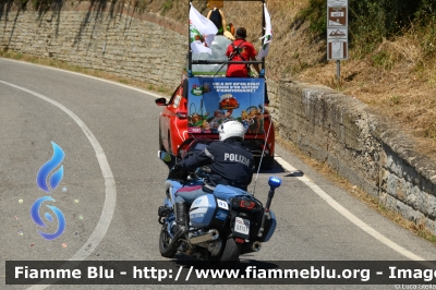 Yamaha FJR 1300 II serie
Polizia di Stato
Polizia Stradale
Allestimento Elevox
in scorta al Tour de France 2024
Moto 41
POLIZIA G3151
Parole chiave: Yamaha FJR_1300_IIserie POLIZIAG3151 Tour_DE_France_2024