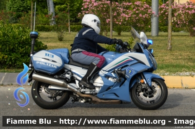 Yamaha FJR 1300 II serie
Polizia di Stato
Polizia Stradale
Allestimento Elevox
POLIZIA G3152
In scorta alla Mille Miglia 2022
Parole chiave: Yamaha FJR_1300_IIserie POLIZIAG3152 100_Miglia_2022