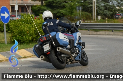 Yamaha FJR 1300 II serie
Polizia di Stato
Polizia Stradale
Allestimento Elevox
POLIZIA G3152
In scorta alla Mille Miglia 2022
Parole chiave: Yamaha FJR_1300_IIserie POLIZIAG3152 100_Miglia_2022