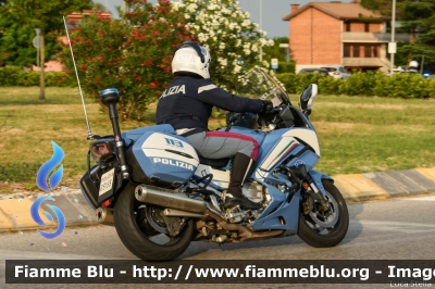 Yamaha FJR 1300 II serie
Polizia di Stato
Polizia Stradale
Allestimento Elevox
POLIZIA G3153
In scorta alla Mille Miglia 2022
Parole chiave: Yamaha FJR_1300_IIserie POLIZIAG3153 1000_Miglia_2022