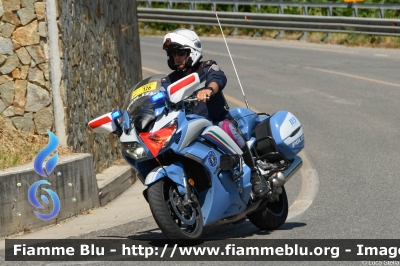 Yamaha FJR 1300 II serie
Polizia di Stato
Polizia Stradale
Allestimento Elevox
in scorta al Tour de France 2024
Moto Rossa
POLIZIA G3160
Parole chiave: Yamaha FJR_1300_IIserie Tour_DE_France_2024 POLIZIAG3160