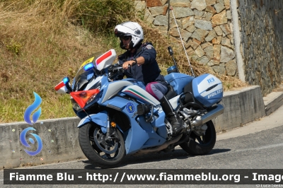 Yamaha FJR 1300 II serie
Polizia di Stato
Polizia Stradale
Allestimento Elevox
in scorta al Tour de France 2024
Moto Rossa
POLIZIA G3160
Parole chiave: Yamaha FJR_1300_IIserie Tour_DE_France_2024 POLIZIAG3160