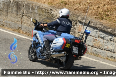 Yamaha FJR 1300 II serie
Polizia di Stato
Polizia Stradale
Allestimento Elevox
in scorta al Tour de France 2024
Moto Rossa
POLIZIA G3160
Parole chiave: Yamaha FJR_1300_IIserie Tour_DE_France_2024 POLIZIAG3160