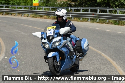 Yamaha FJR 1300 II serie
Polizia di Stato
Polizia Stradale
Allestimento Elevox
in scorta al Tour de France 2024
Moto 16
POLIZIA G3173
Parole chiave: Yamaha FJR_1300_IIserie Tour_DE_France_2024 POLIZIAG3173