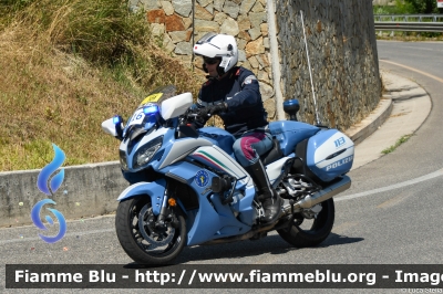 Yamaha FJR 1300 II serie
Polizia di Stato
Polizia Stradale
Allestimento Elevox
in scorta al Tour de France 2024
Moto 16
POLIZIA G3173
Parole chiave: Yamaha FJR_1300_IIserie Tour_DE_France_2024 POLIZIAG3173