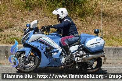 Yamaha FJR 1300 II serie
Polizia di Stato
Polizia Stradale
Allestimento Elevox
in scorta al Tour de France 2024
Moto 12
POLIZIA G3175
Parole chiave: Yamaha FJR_1300_IIserie Tour_DE_France_2024 POLIZIAG3175