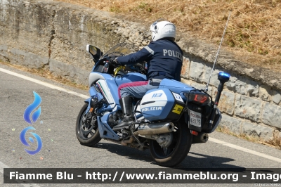 Yamaha FJR 1300 II serie
Polizia di Stato
Polizia Stradale
Allestimento Elevox
in scorta al Tour de France 2024
Moto 12
POLIZIA G3175
Parole chiave: Yamaha FJR_1300_IIserie Tour_DE_France_2024 POLIZIAG3175