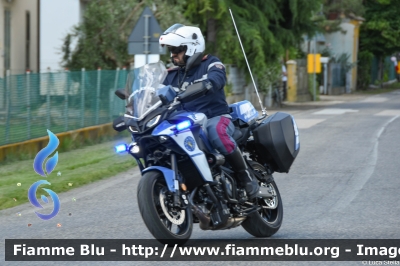 Yamaha Tracer 9
Polizia di Stato
Polizia Stradale
POLIZIA G3638
POLIZIA G3641
Parole chiave: Yamaha Tracer_9 Giro_D_Italia_2024 POLIZIAG3638 POLIZIAG3641