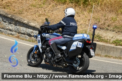 Yamaha Tracer 9
Polizia di Stato
Polizia Stradale
in scorta al Tour de France 2024
Moto 39
POLIZIA G3657
Parole chiave: Yamaha Tracer_9 POLIZIAG3657 Tour_DE_France_2024