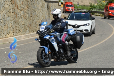 Yamaha Tracer 9
Polizia di Stato
Polizia Stradale
in scorta al Tour de France 2024
Moto 40
POLIZIA G3658
Parole chiave: Yamaha Tracer_9 POLIZIAG3658 Tour_DE_France_2024