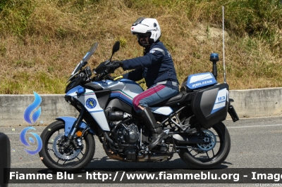 Yamaha Tracer 9
Polizia di Stato
Polizia Stradale
in scorta al Tour de France 2024
Moto 40
POLIZIA G3658
Parole chiave: Yamaha Tracer_9 POLIZIAG3658 Tour_DE_France_2024