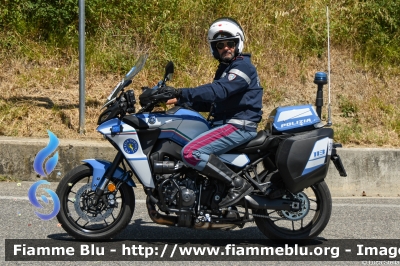 Yamaha Tracer 9
Polizia di Stato
Polizia Stradale
in scorta al Tour de France 2024
Moto 38
POLIZIA G3660
Parole chiave: Yamaha Tracer_9 POLIZIAG3660 Tour_DE_France_2024