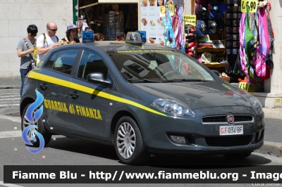 Fiat Nuova Bravo
Guardia di Finanza
GdiF 034 BF
Parole chiave: Fiat Nuova_Bravo GdiF034BF Festa_della_Repubblica_2015