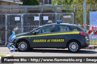 Fiat Nuova Bravo
Guardia di Finanza
GdiF 053 BF
Parole chiave: Fiat Nuova_Bravo GdiF053BF Festa_della_Repubblica_2015