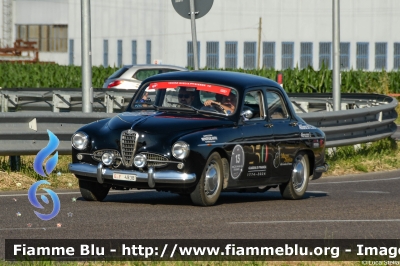 Alfa Romeo 1900
Guardia di Finanza
Anno 1954
GdiF 4938
Mille Miglia 2024
Parole chiave: Alfa-Romeo 1900  GdiF4938 1000_Miglia_2024