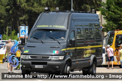 Iveco Daily III serie
Guardia di Finanza
GdiF 542 BA
Parole chiave: Iveco Daily_IIIserie GDIF542BA Air_show_2019 / / / Valore_Tricolore_2019