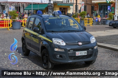 Fiat Nuova Panda 4x4 II serie
Guardia di Finanza
GdiF 952 BN
Parole chiave: Fiat Nuova_Panda_4x4_IIserie GdiF952BN