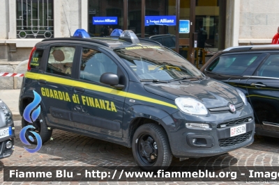 Fiat Nuova Panda 4x4 II serie
Guardia di Finanza
GdiF 952 BN
Parole chiave: Fiat Nuova_Panda_4x4_IIserie GdiF952BN